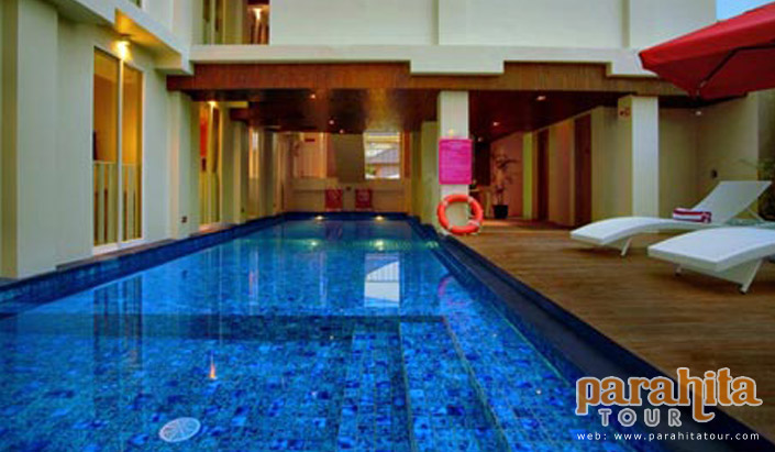 Fave Kuta Square Hotel