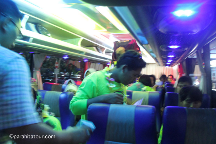 Parahita Tour Customer