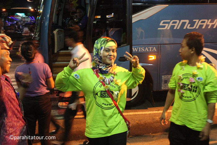 Parahita Tour Customer