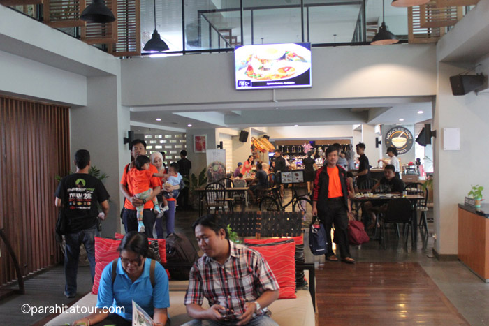 Parahita Tour Customer