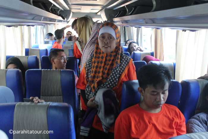 Parahita Tour Customer