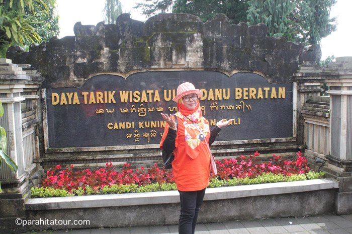 Parahita Tour Customer