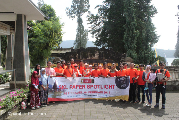 Parahita Tour Customer