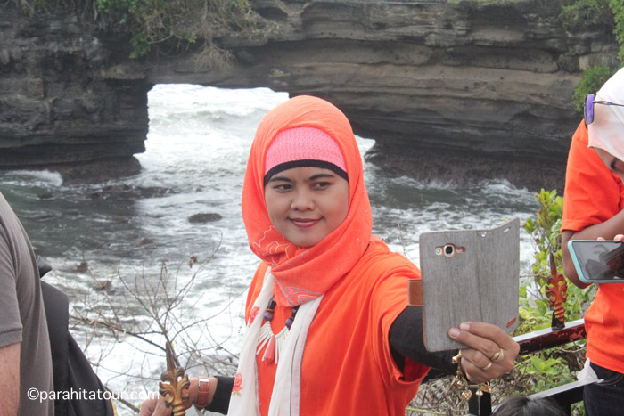 Parahita Tour Customer