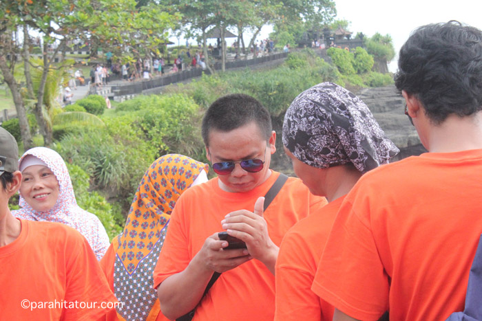 Parahita Tour Customer