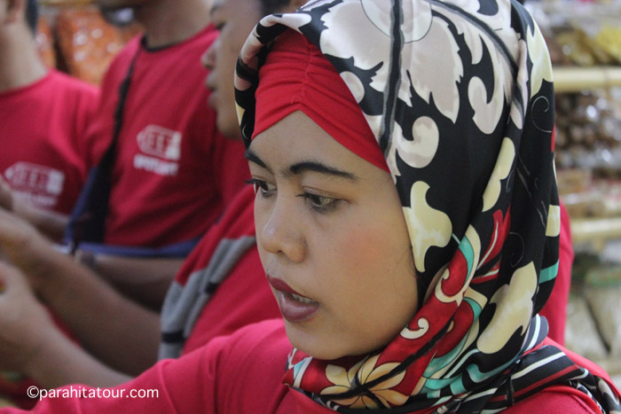 Parahita Tour Customer