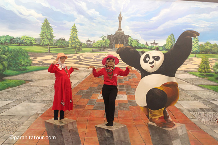 Parahita Tour Customer