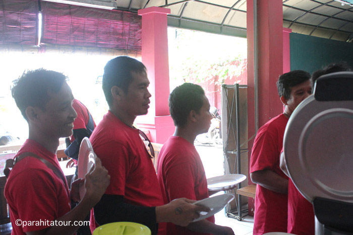 Parahita Tour Customer