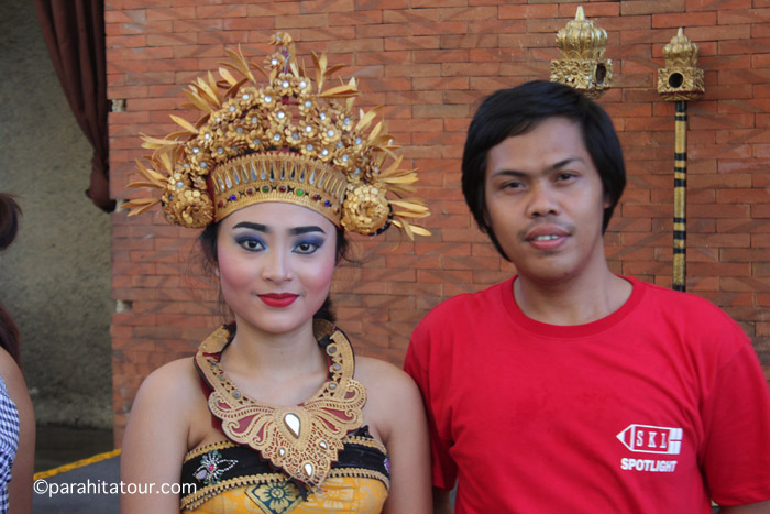 Parahita Tour Customer