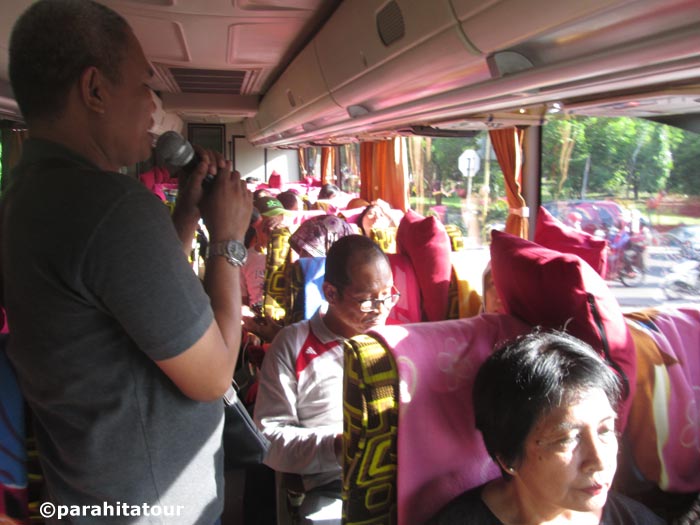 Parahita Tour Customer