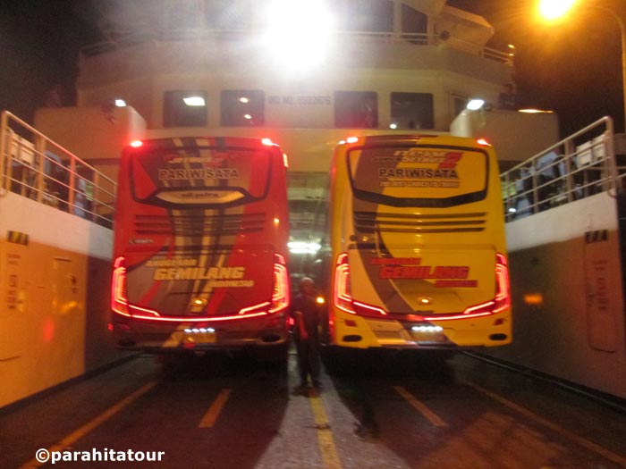 Parahita Tour Customer