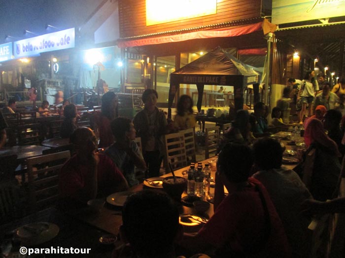 Parahita Tour Customer