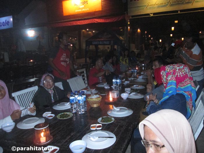 Parahita Tour Customer