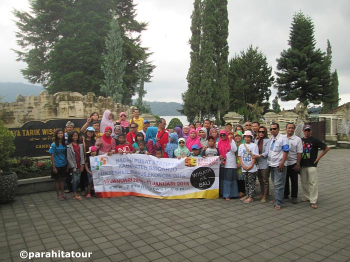 Parahita Tour Customer