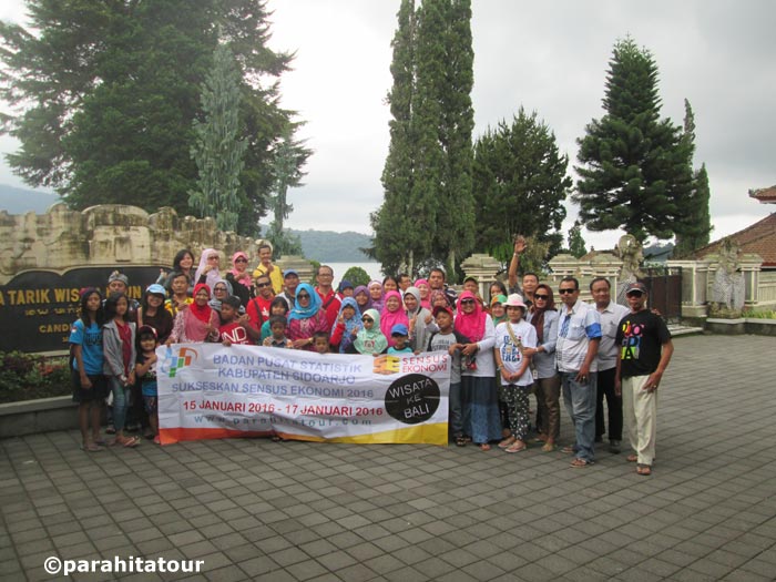 Parahita Tour Customer