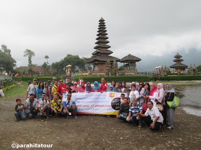 Parahita Tour Customer