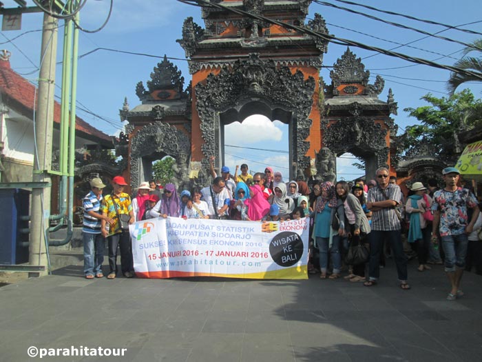 Parahita Tour Customer