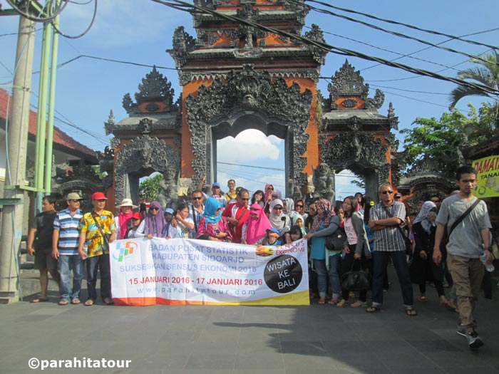 Parahita Tour Customer