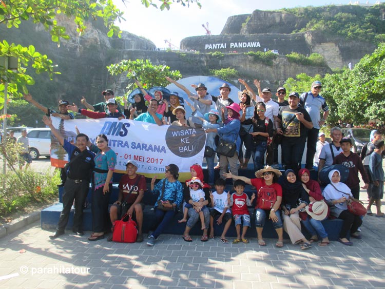 Parahita Tour Customer