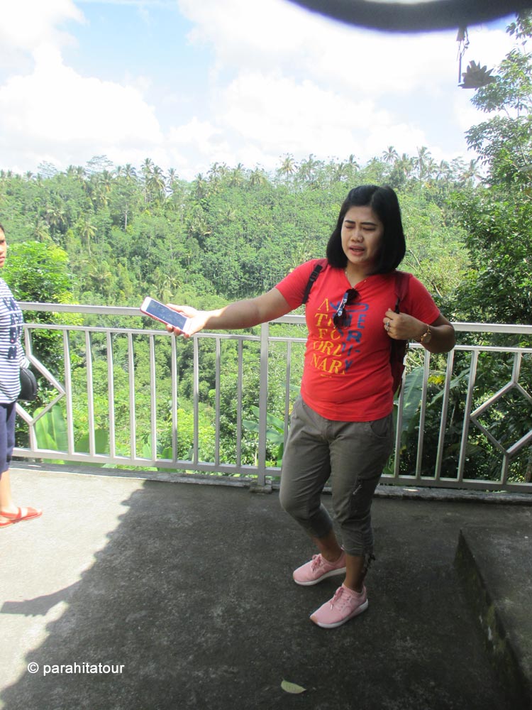 Parahita Tour Customer