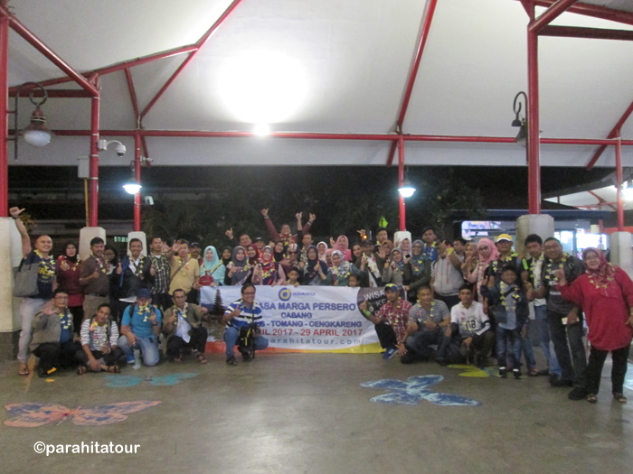 Parahita Tour Customer