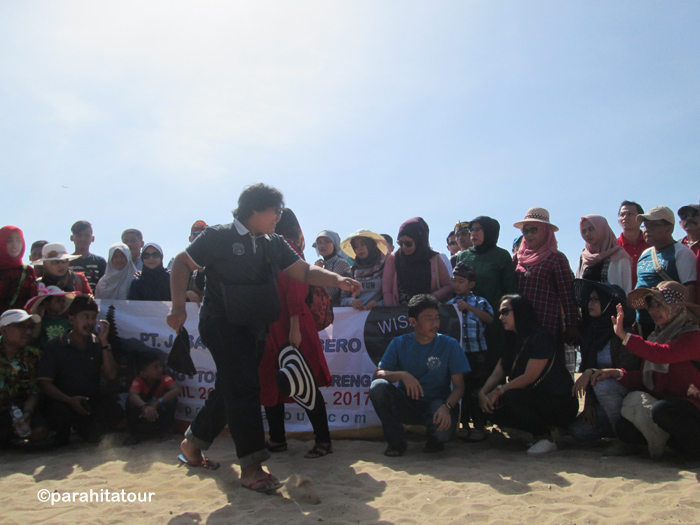 Parahita Tour Customer