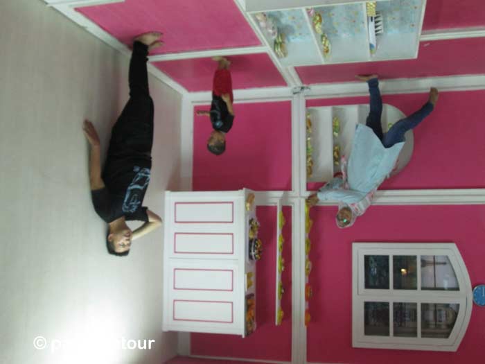 Parahita Tour Customer