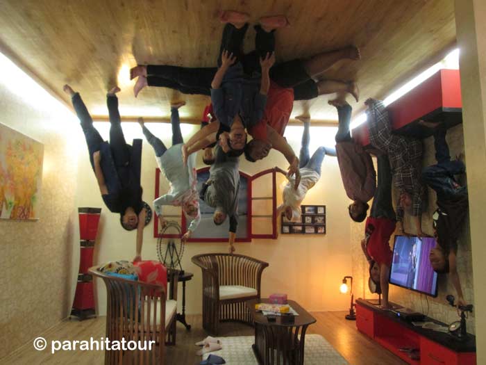 Parahita Tour Customer