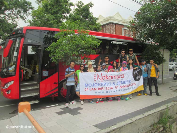 Parahita Tour Customer