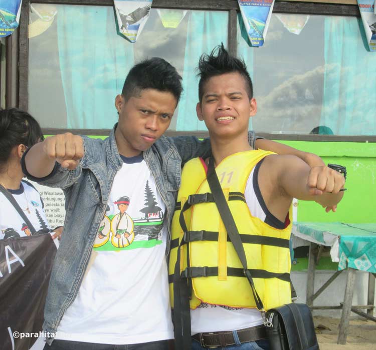 Parahita Tour Customer