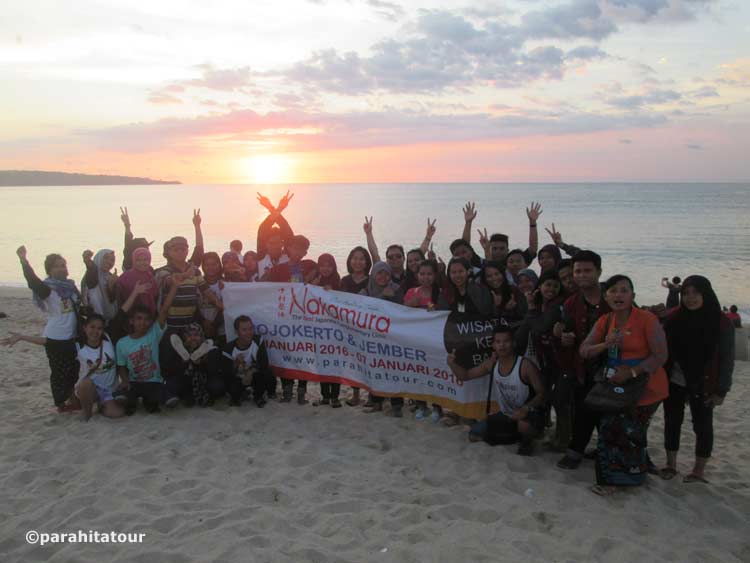 Parahita Tour Customer