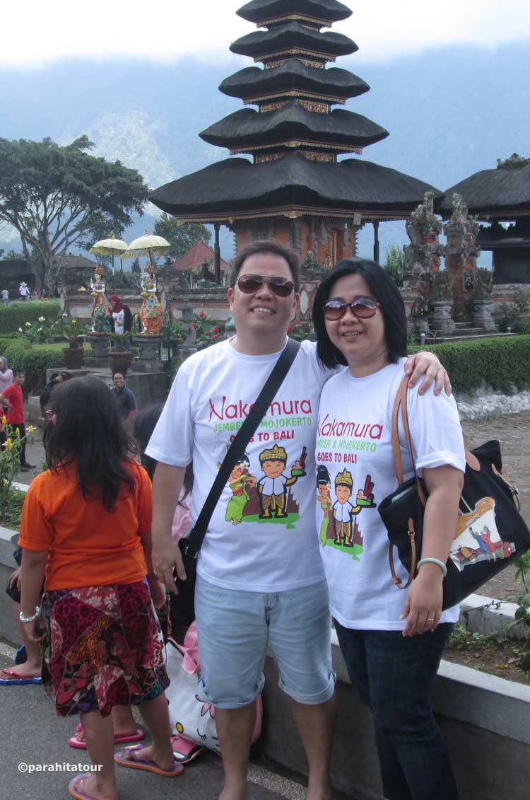 Parahita Tour Customer