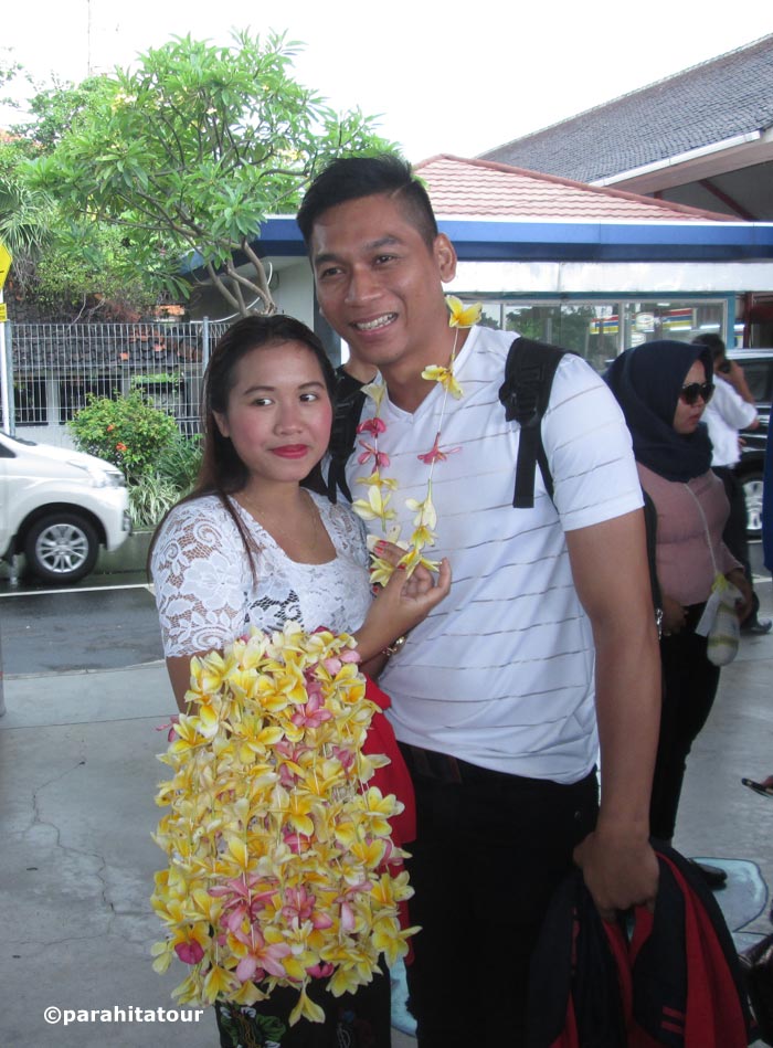 Parahita Tour Customer