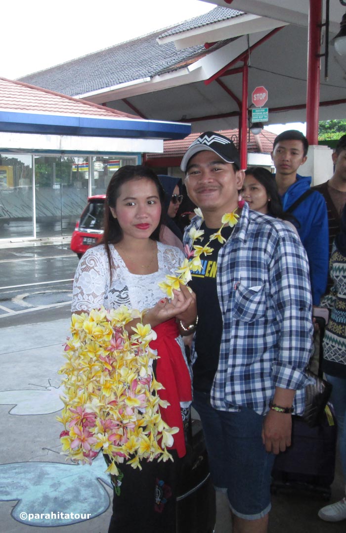 Parahita Tour Customer