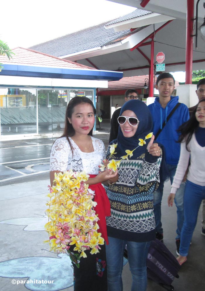 Parahita Tour Customer