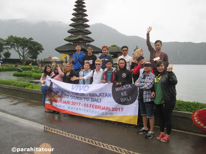 Parahita Tour Customer