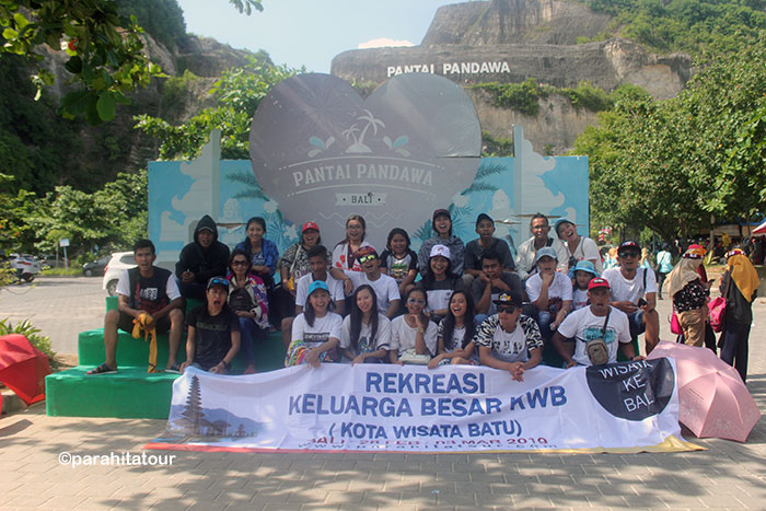 Parahita Tour Customer