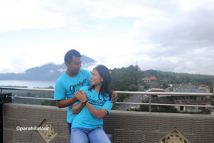 Parahita Tour Customer