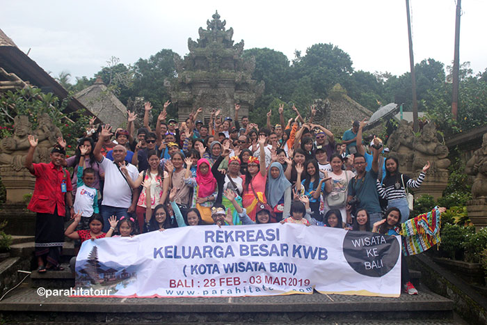 Parahita Tour Customer