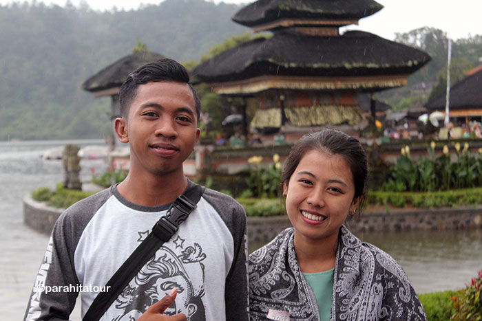 Parahita Tour Customer