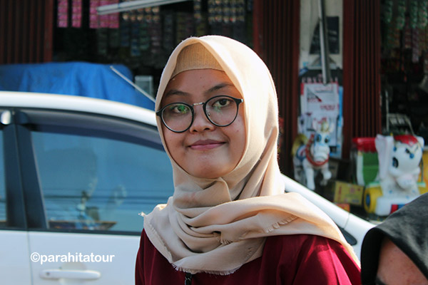 Parahita Tour Customer
