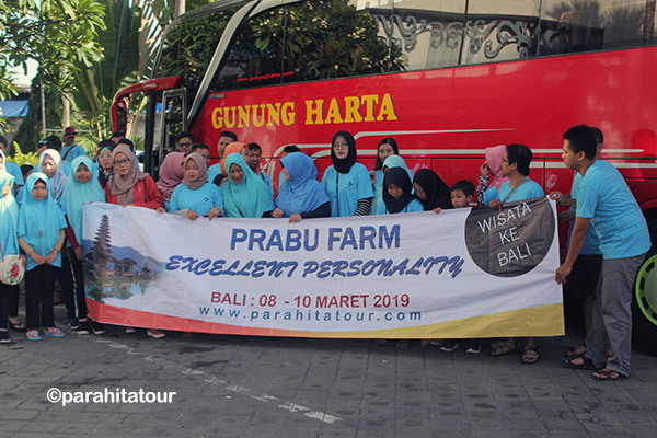 Parahita Tour Customer