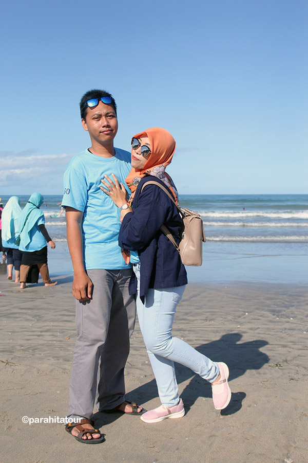 Parahita Tour Customer