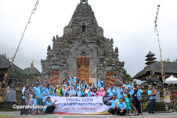 Parahita Tour Customer