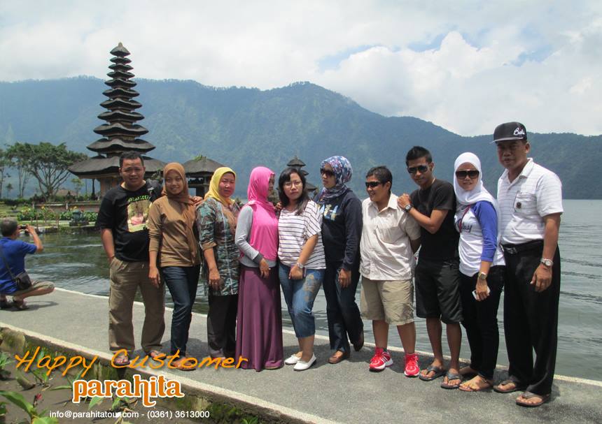 Parahita Tour Customer