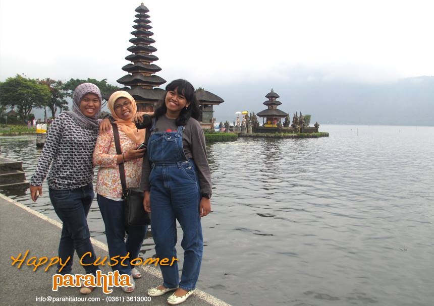 Parahita Tour Customer