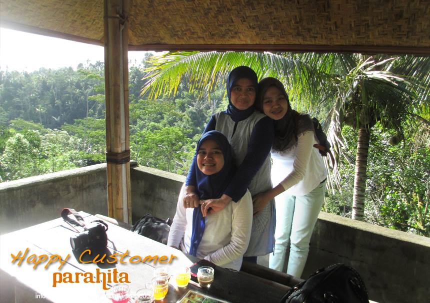 Parahita Tour Customer
