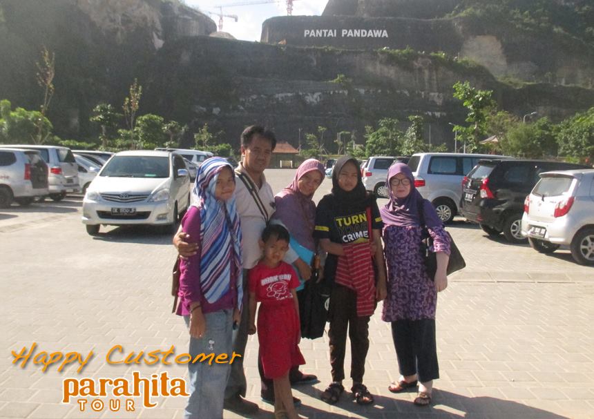Parahita Tour Customer