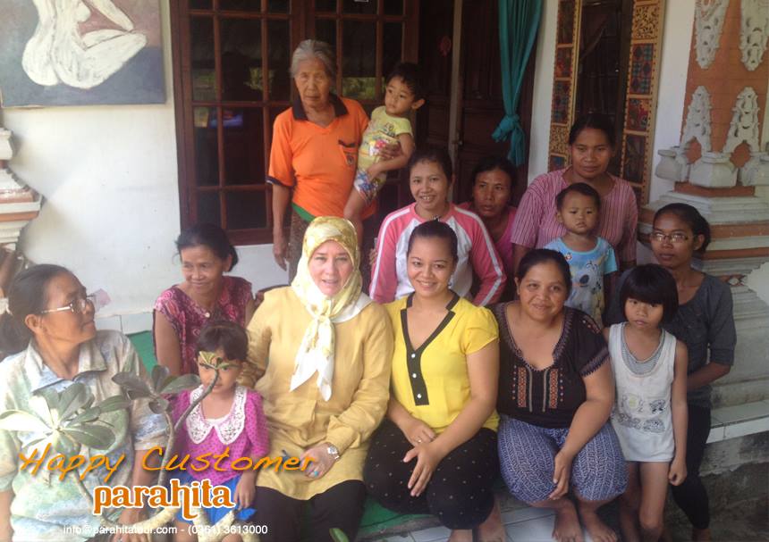 Parahita Tour Customer