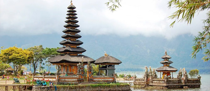 Objek Wisata Bali Yang Cocok Untuk Orang Tua
